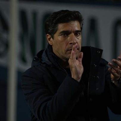 Organizada pede saída de Abel Ferreira do Palmeiras, acusando arrogância