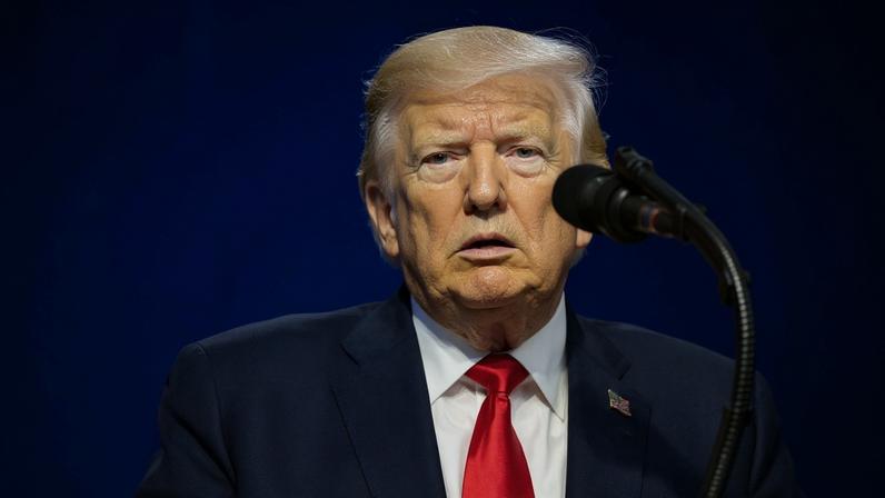 Donald Trump durante discurso no Fórum Econômico Mundial, em Davos, na Suíça --- EUA planeja invasão de até duas semanas no Irã, diz jornal