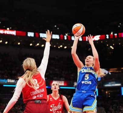 Bueckers, Wings batem Fever de Caitlin Clark em duelo de No. 1 picks