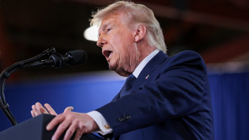 Trump fez a publicação após ter declarado inclinações de paz com o Irã