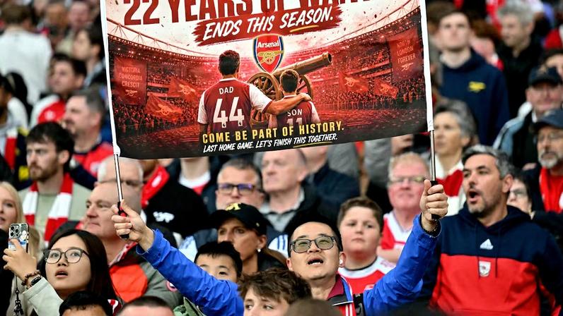 Arsenal conquistou o título inglês após um hiato de 22 anos