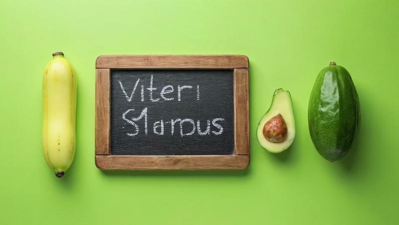 O consumo adequado de vitamina B9 ajuda a prevenir doenças no intestino e mantém o organismo saudável
