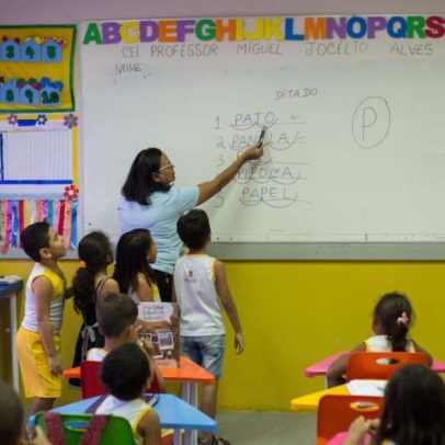 Senado aprova piso de R$5.130 para professores da educação básica