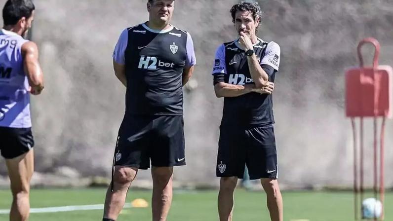 Eduardo Domínguez em treino do Atlético-MG –
