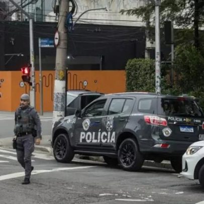 Motoqueiros promovem furtos e assaltos em Pinheiros, moradores assustados