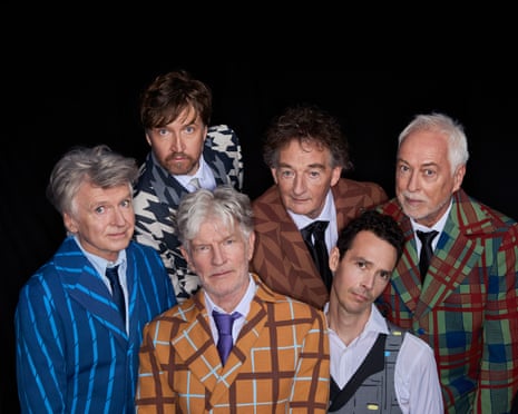 They burst onto the scene in 1972 with catchy tunes and theatrical performances. Now, Split Enz is reuniting for the first time in 17 years for a national tour.