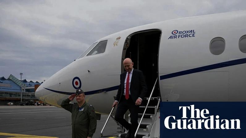 GPS bloqueia jato da RAF com o ministro da Defesa perto da fronteira russa