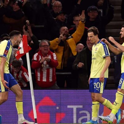 Algoz do Arsenal vence e avança, mas pode ser eliminado dos playoffs