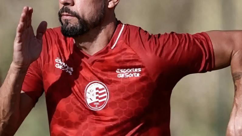 Paulo Sérgio de fora do jogo contra o Botafogo-SP.