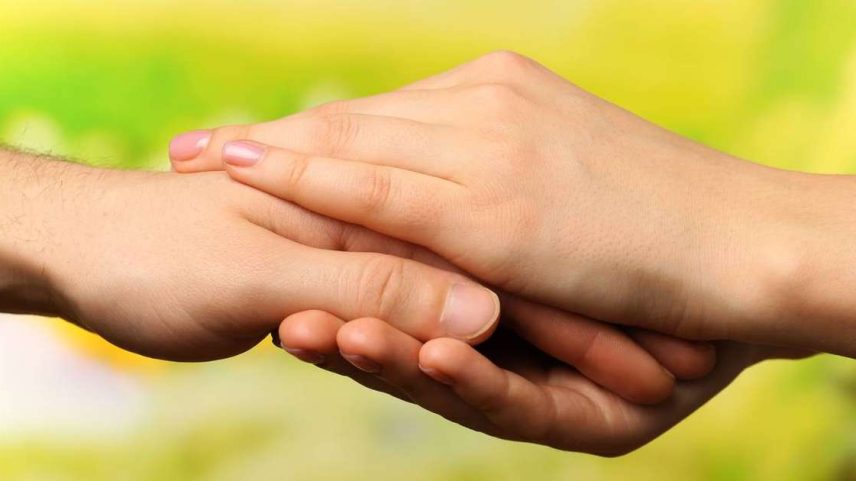 A sinestesia tátil é uma forma de sinestesia em que estímulos de um sentido disparam sensações de toque no corpo – depositphotos.com / belchonock