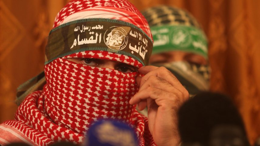 1 de 1 Imagem colorida mostra Abu Obeida, ex-porta-voz do Hamas - Metrópoles - Foto: NurPhoto/Corbis via Getty Images