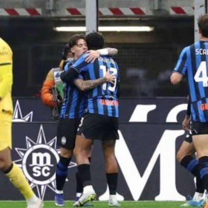 Atalanta vence em Milão e complica o Milan