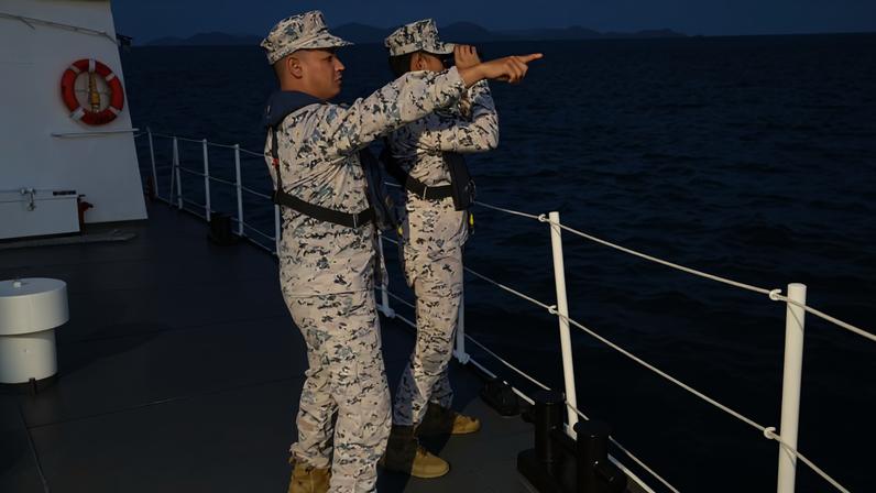 Barco vira na Malásia, 23 migrantes são socorridos e 14 estão desaparecidos