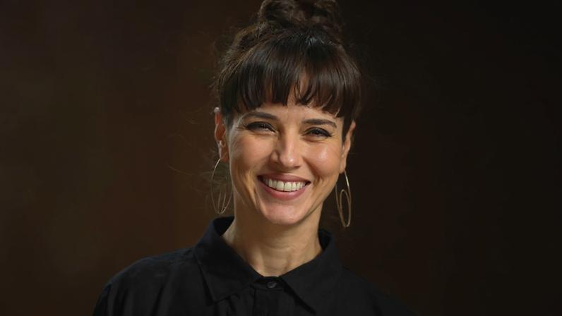 Aos 47 anos, Helena Rizzo, jurada do 'MasterChef Brasil', recorreu a procedimento tecnológico e 'boom de colágeno' para recuperar a jovialidade: 'Minha pele teve um envelhecimento precoce'.