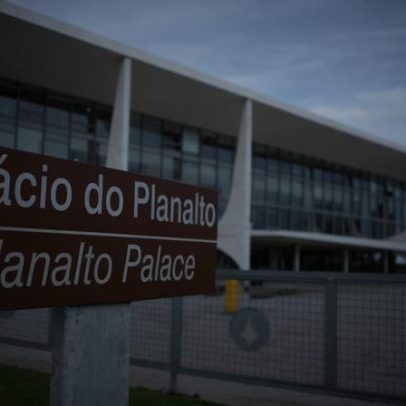 Governo afirma que clã Bolsonaro tem ligação com crime organizado