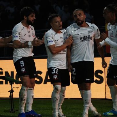 Corinthians vence Atlético-MG no fim do Brasileirão