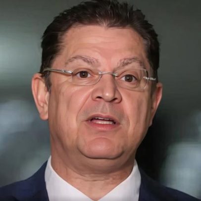 Líder do PL diz que partido apoiará escala 4x3 para atrasar votação da PEC