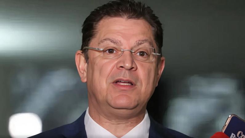 Sóstenes declarou a estratégia durante plenária nesta terça-feira (27)