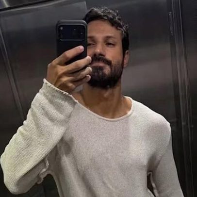 Murilo Cezar exibe looks variados e recebe elogios ao estilo