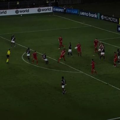 Adson marca na entrada da área e abre caminho para goleada do Vasco