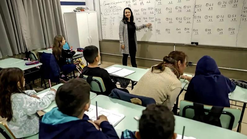 Novo cálculo para reajuste a professores da educação básica resultará de soma de dados do INPC e do Fundeb
