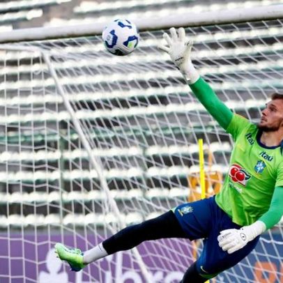 Bento apoia a seleção após ficar fora da Copa e diz que coisas não acabam
