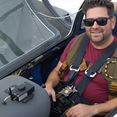 Homenagens a pai orgulhoso após colisão fatal