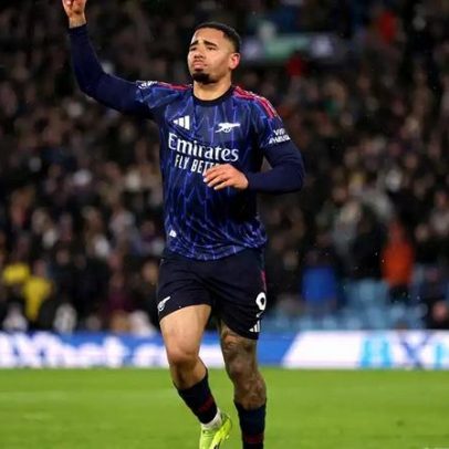 Gabriel Jesus celebra título da Premier League pelo Arsenal