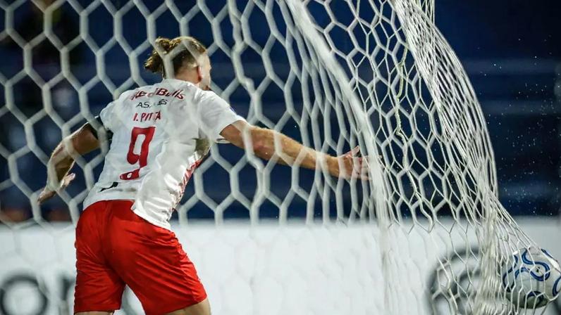 Isidro Pitta, jogador do Red Bull Bragantino.