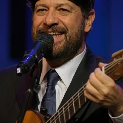 João Bosco apresenta show no Recife com repertório que atravessa gerações