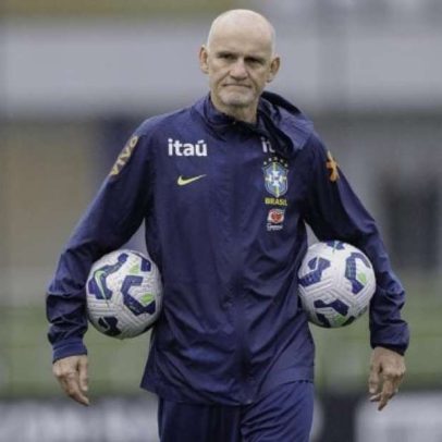 Taffarel evita indicar favoritos e reforça disputa pela vaga no gol