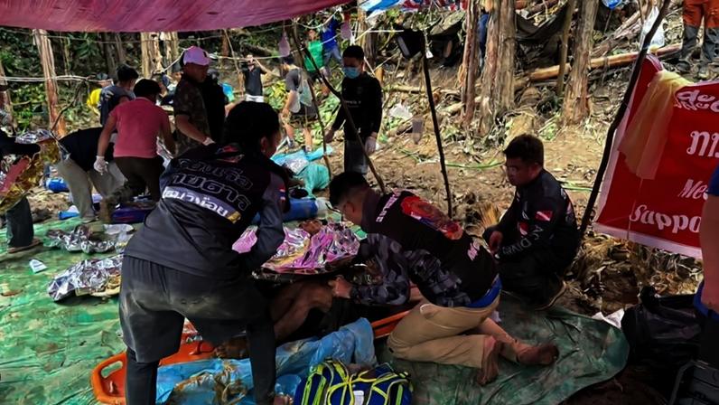 Resgate de quatro homens que ficaram presos em caverna no Laos