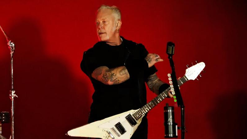 James Hetfield, vocalista e guitarrista do Metallica, em 2025