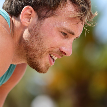 Suar no treino significa emagrecimento? Entenda os fatores envolvidos