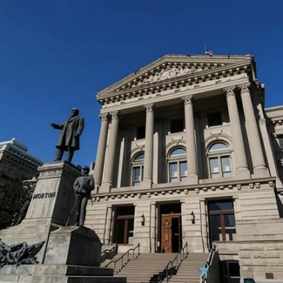 Legisladores de Indiana vencem após desafiar o voto do presidente