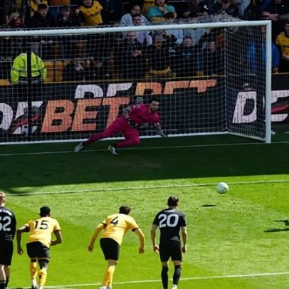 Marco Silva evita falar sobre futuro do Fulham após empate com o Wolves