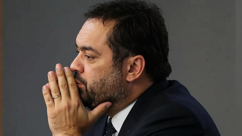 O Cláudio Castro foi vice-governador e governador do Rio de Janeiro