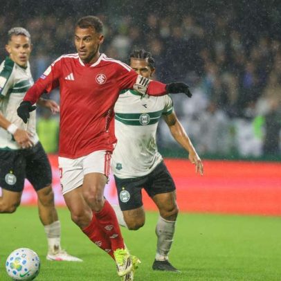 Internacional empata com o Coritiba nos acréscimos