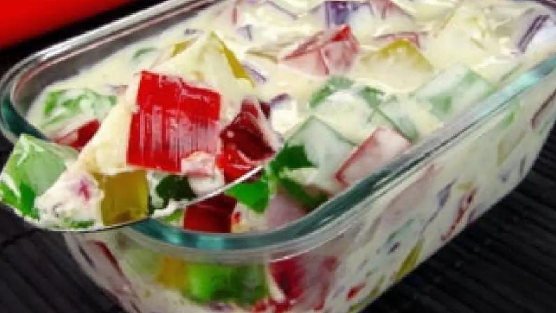 Gelatina mosaico: receita clássica que lembra a infância