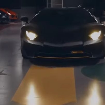 Ladrões roubam mais de 20 carros de luxo de garagem em Paris, considerada um cofre