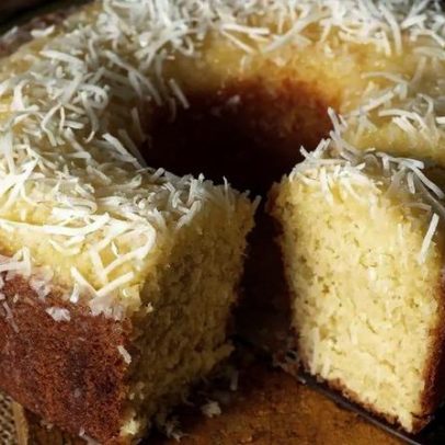 Bolo de fubá com doce de leite conquista arraial