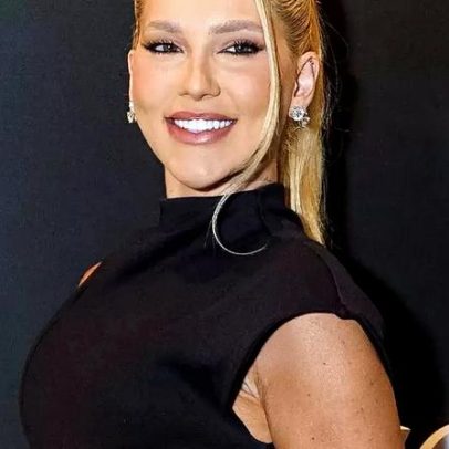 Deborah Secco e Patrícia Poeta marcam presença em evento de IA com looks P&B