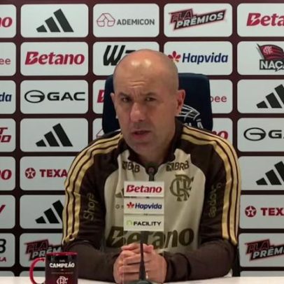 Leonardo Jardim comenta expulsão de Carrascal no duelo com o Palmeiras