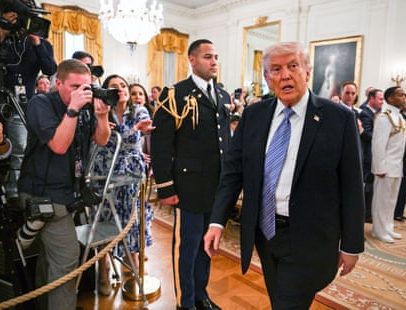 Crise no Oriente Médio: Trump altera plano de Hormuz; Rubio diz fim da ofensiva