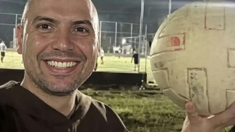 Frei Gilson terá jogo solidário na Arena de Pernambuco.
