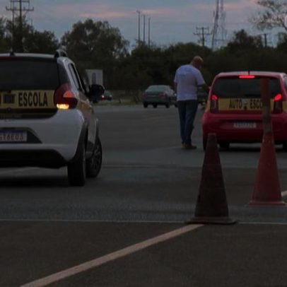 Uso do próprio carro na prova prática de CNH é preocupante, afirma especialista