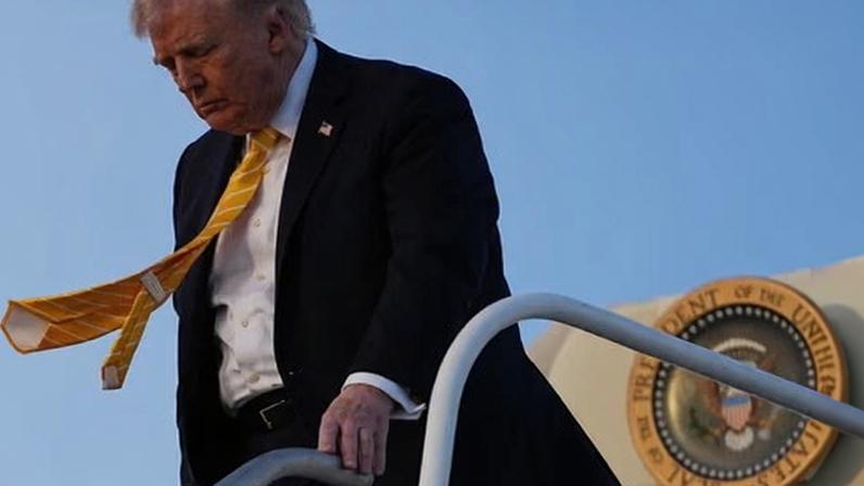 Desaprovação de Trump atinge patamar recorde, mostra nova pesquisa