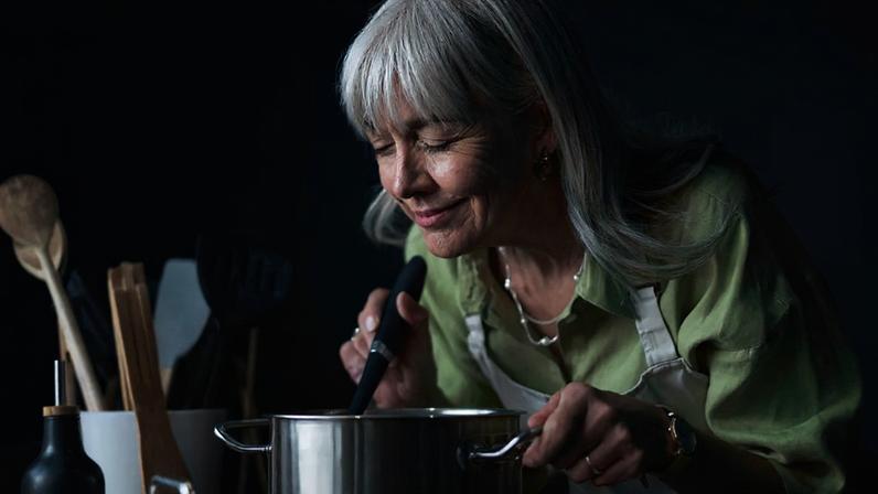 Fogo alto ou baixo? A chef Alair Ferreira revela a intensidade ideal para preparar bifes, ovos, massas e legumes sem errar. Veja as dicas!