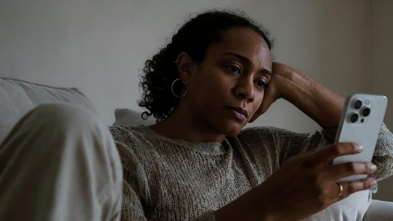 Esse tipo de afastamento sem explicações costuma deixar um rastro de insegurança. /
