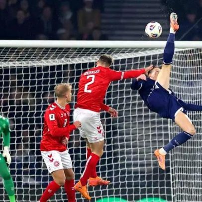 Escócia eterniza golaço de classificação à Copa do Mundo em nota de 20 libras